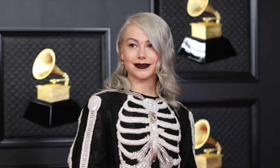 Phoebe Bridgers Covers Tom Waits, Listen