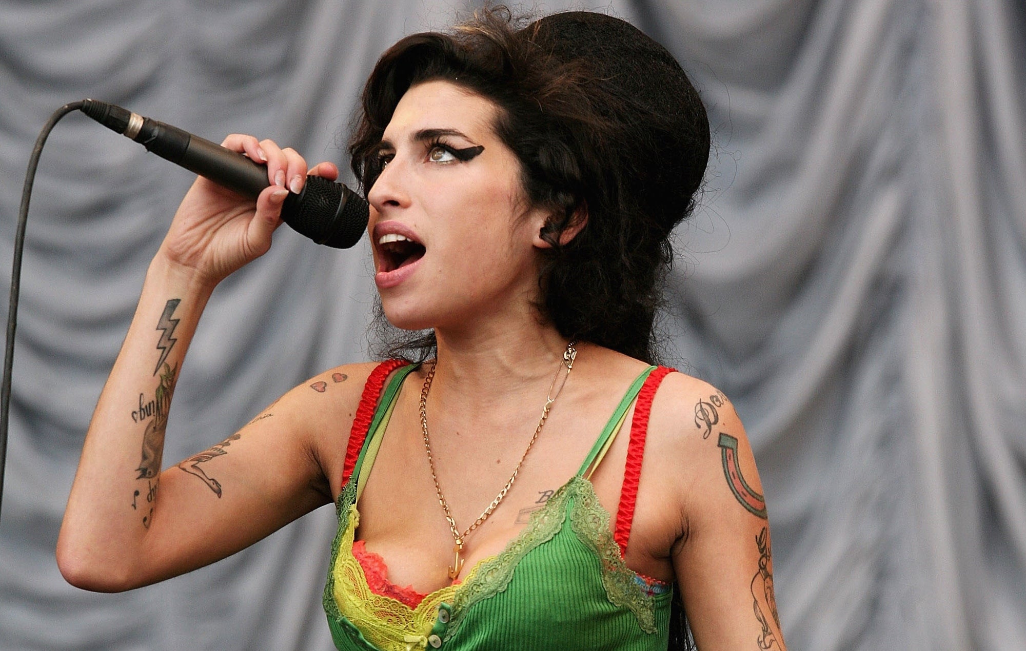 Amy Winehouse Glastonbury 2007 Performance To Be Released on Vinyl