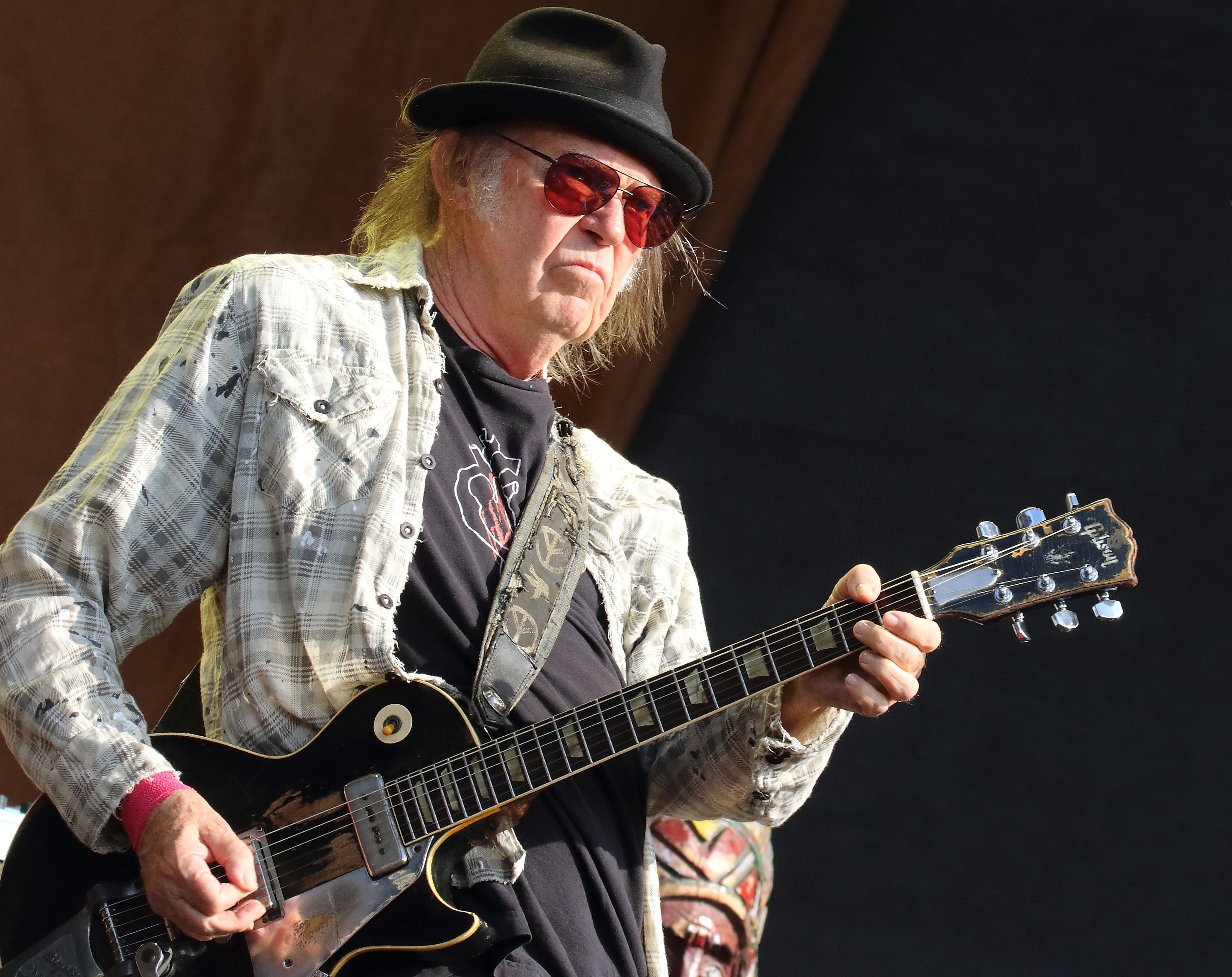 Watch Neil Young get surly in trailer for new Crazy Horse documentary